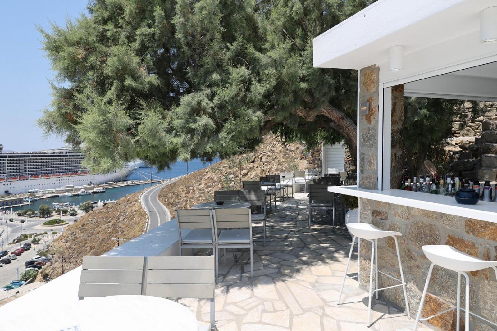 Adikri Villas & Suites Tourlos Exterior photo