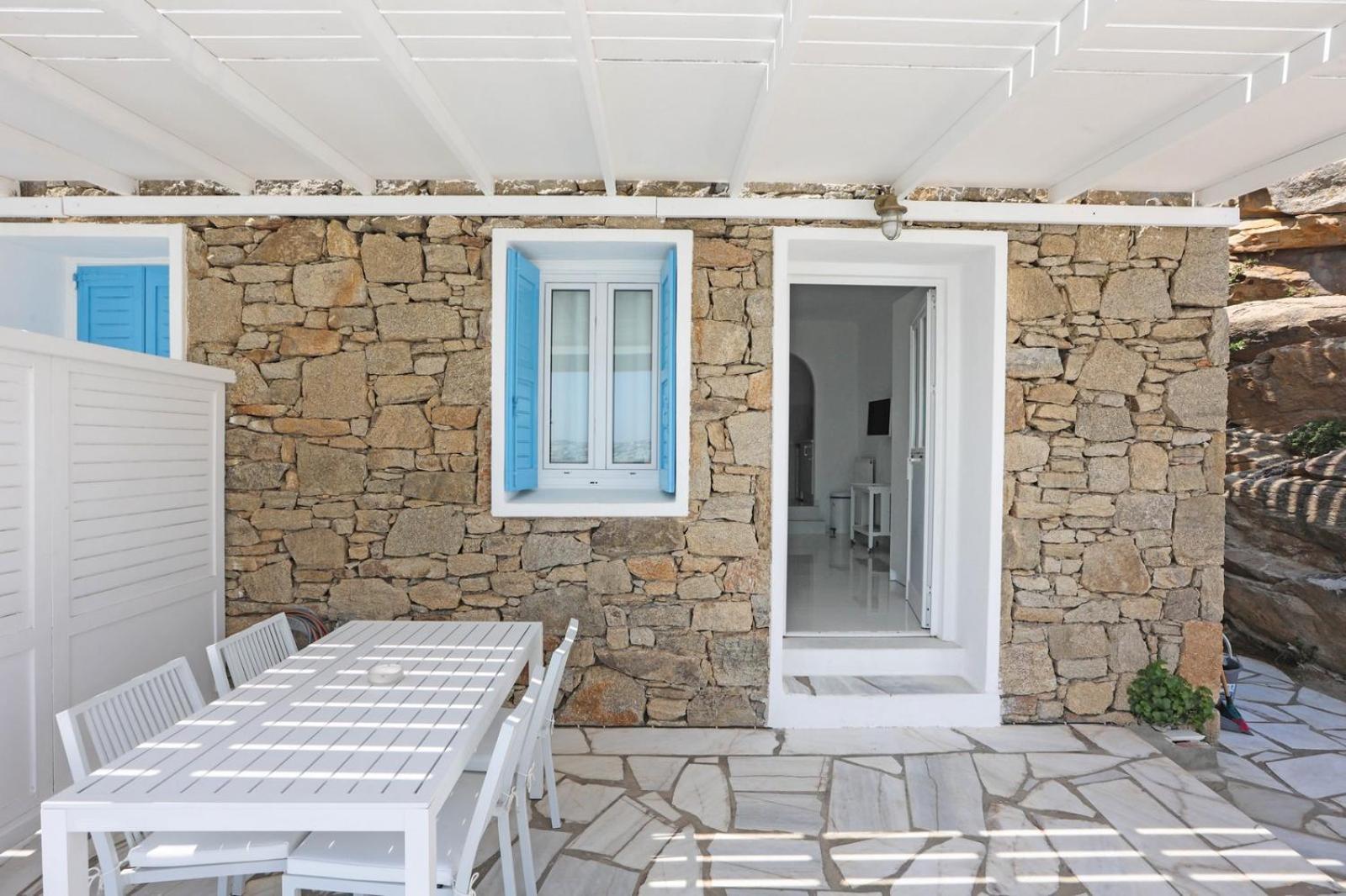 Adikri Villas & Suites Tourlos Exterior photo